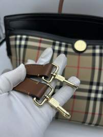 Picture of Burberry Handbags _SKUfw159413088fw